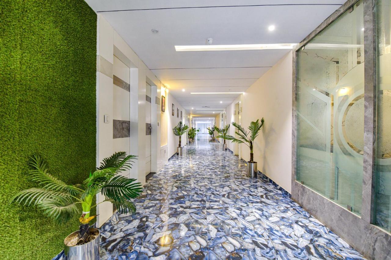Hotel Legrand.Inn Ахмедабад Екстериор снимка
